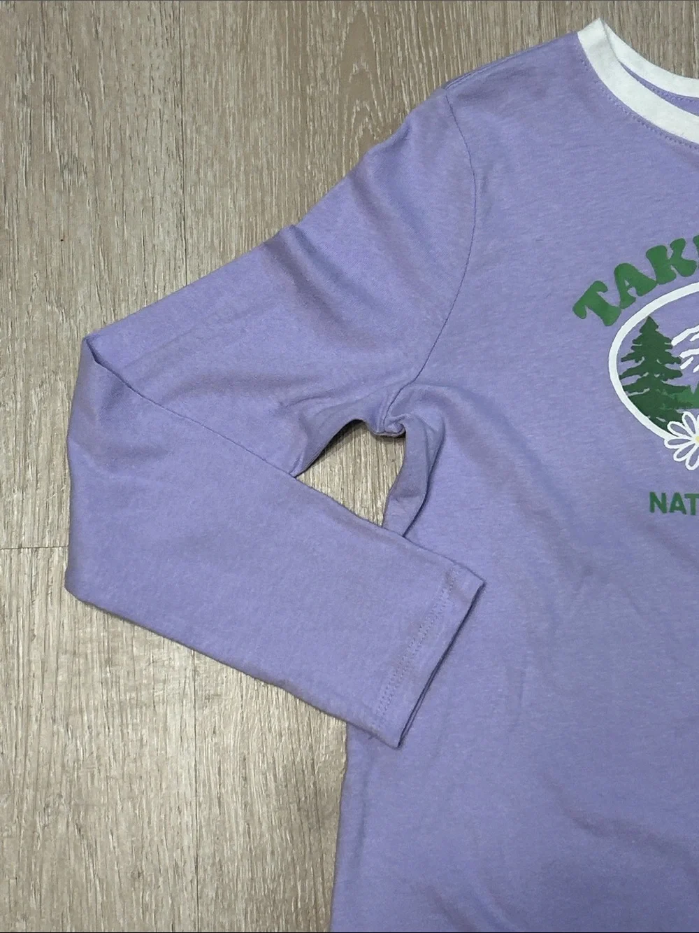 Old Navy Vintage Inspired NWT Lavender 'Take a Hike' Graphic Long-Sleeve Tee Sz8